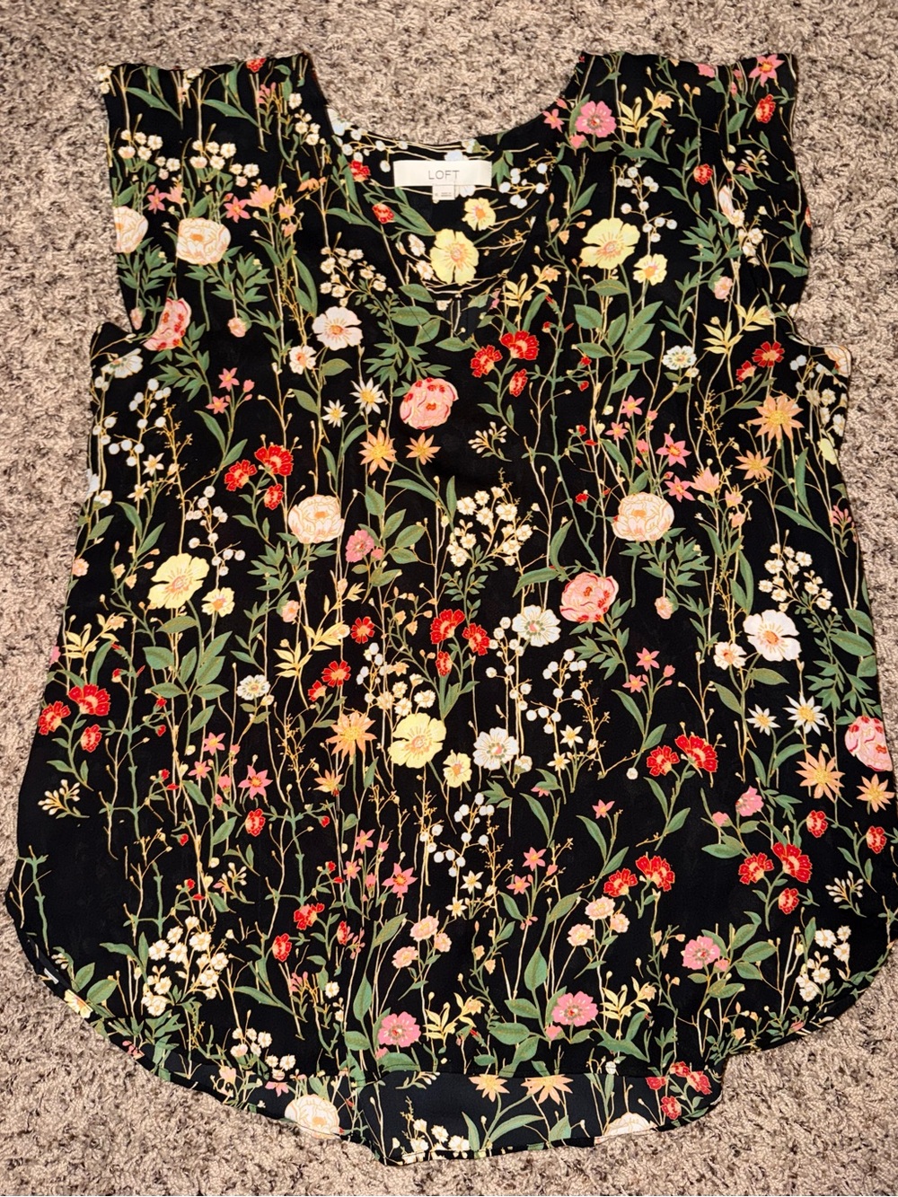 LOFT Black Floral Sleeveless V-Neck Top - XL